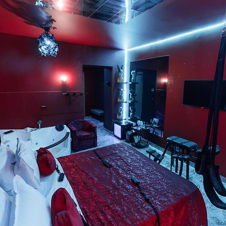 Romeo Nights - Love Rooms - Adults Only Bucharest Exterior photo